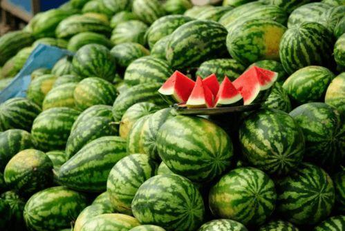 大城网红吃瓜事件真相是真的吗,真相揭秘,还原事件始末 第1张 大城网红吃瓜事件真相是真的吗,真相揭秘,还原事件始末 第1张